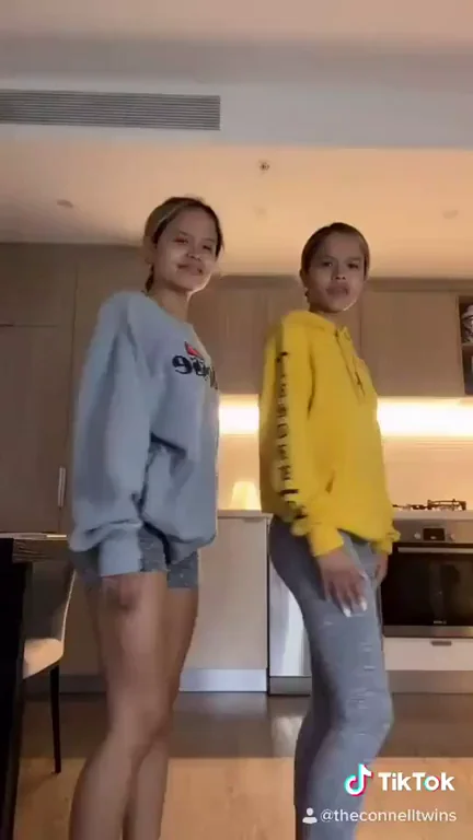 Twins Gonewild ??