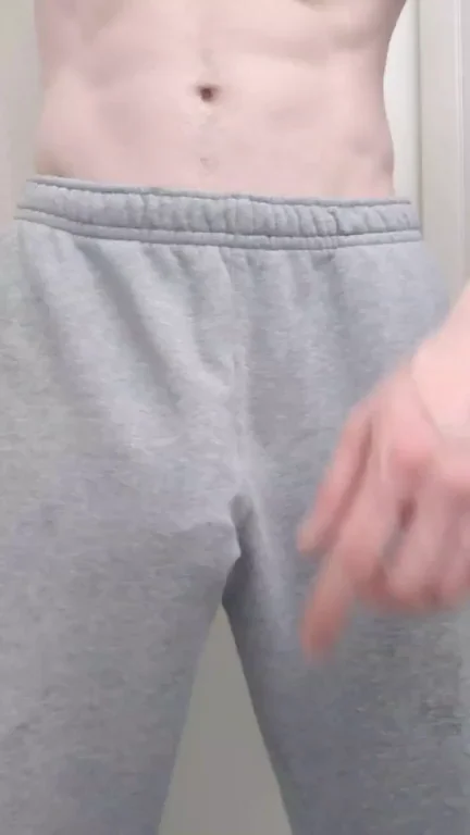 Anyone else like grey sweats season (m)