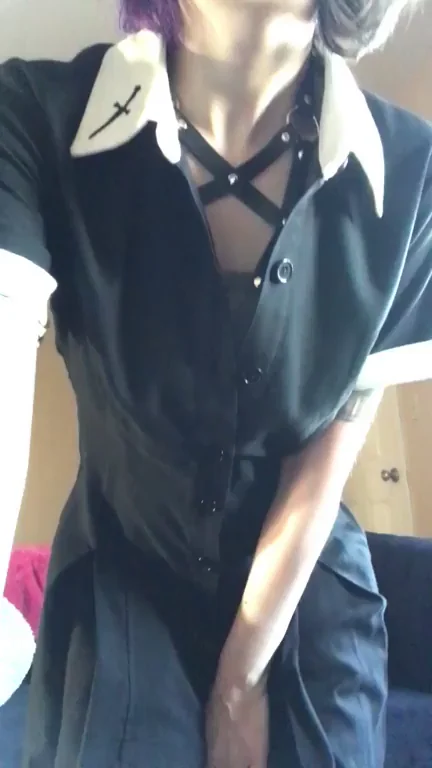 Would you let me be your slut? I promise to never wear panties ?