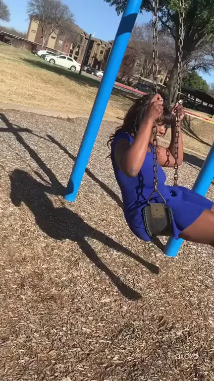 Playground Slut Flashes Tits & Pussy in Public 😈🌳
