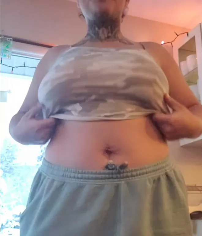 🔥 F26 Massive Titty Drop Tease 💦