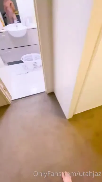 HER FULL PACK IN COMMENTS??????????