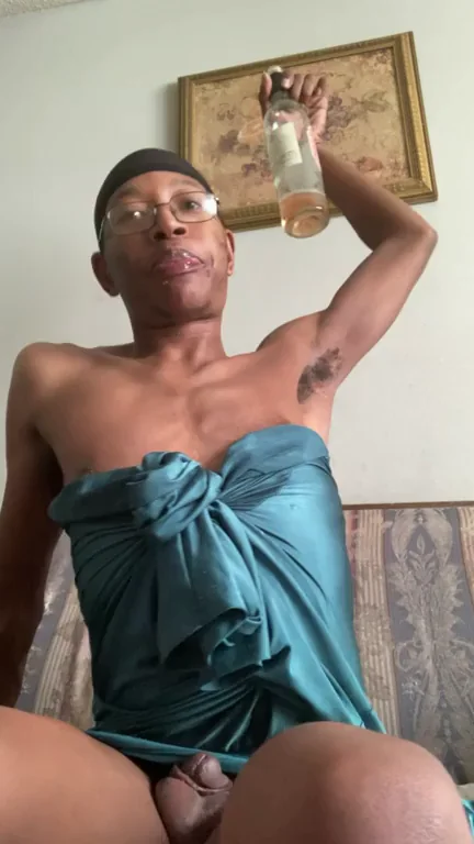 ITS MY BDAY WEEKEND !! IDGAF !! WATCH ME GET FILTHY ??