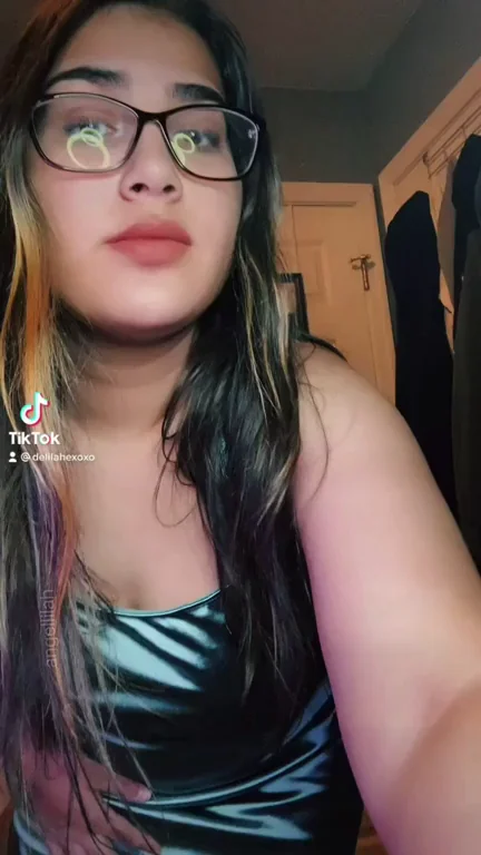 curvy cutie ?