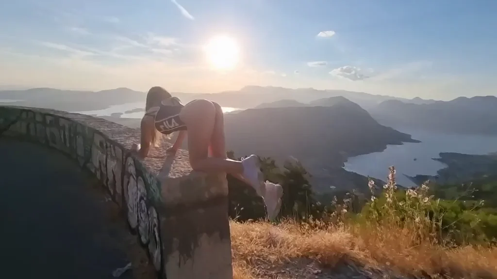 What do you think about my booty ? ?