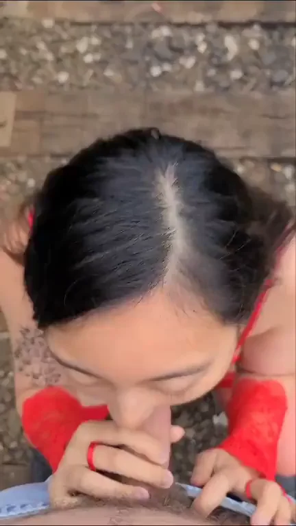 I like it risky, would you let me suck you like this?
