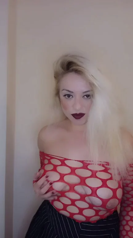 🔥 Slavic Hottie with Sexy Accent & Filthy Talk Tease 😈💋