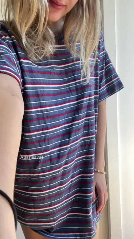I heard you like tiny Aussie girls?