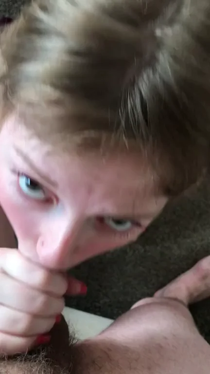 i love the feeling of hot cum on my face
