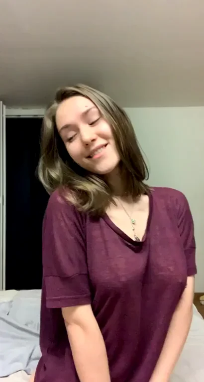let's make this titty drop in music (click redgifs source for sounds)