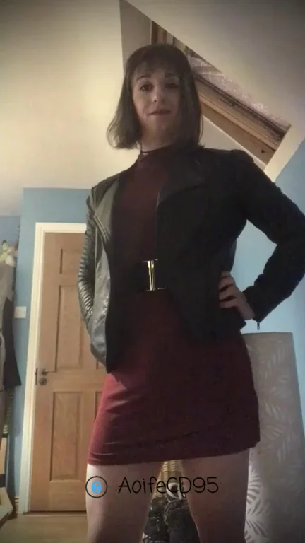 Would Ya Spot My Fat Cock If I Didn't Side-Turn? 🍆😈
