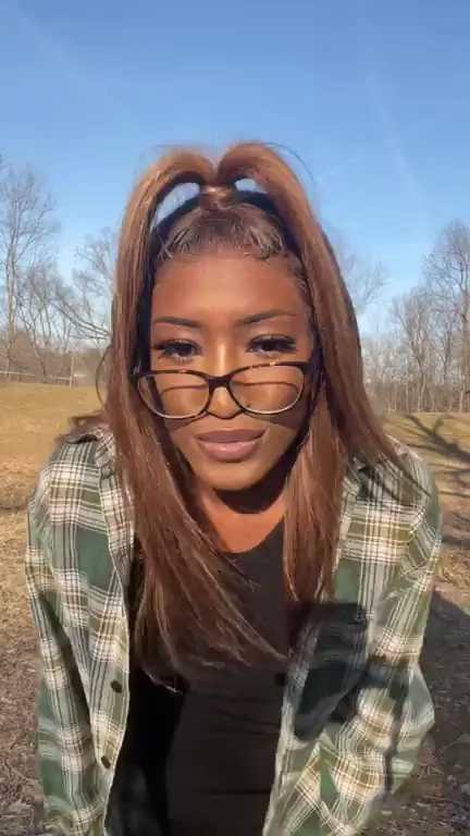 This was my first time flashing outside! I hope you guys like it!