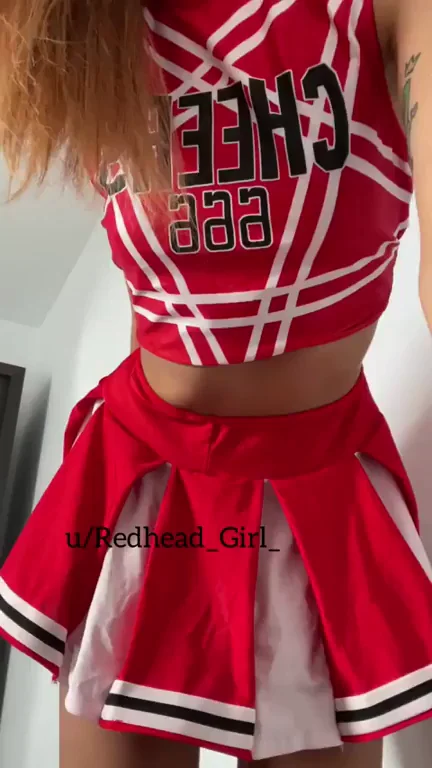 Cheerleader's Tight Ass Tease: Where Ya Sitting First?