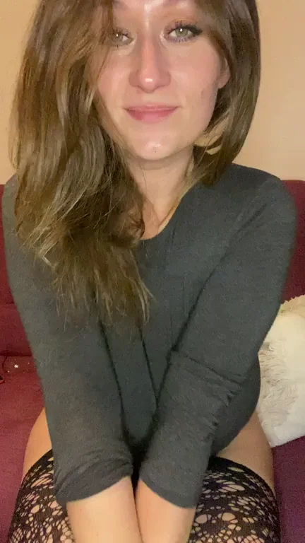 Wanna Worship My Massive Bouncing Titties? 🍈🍈