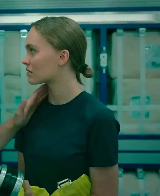 Lily-Rose Depp's Tight T-Shirt Tease in the Supermarket
