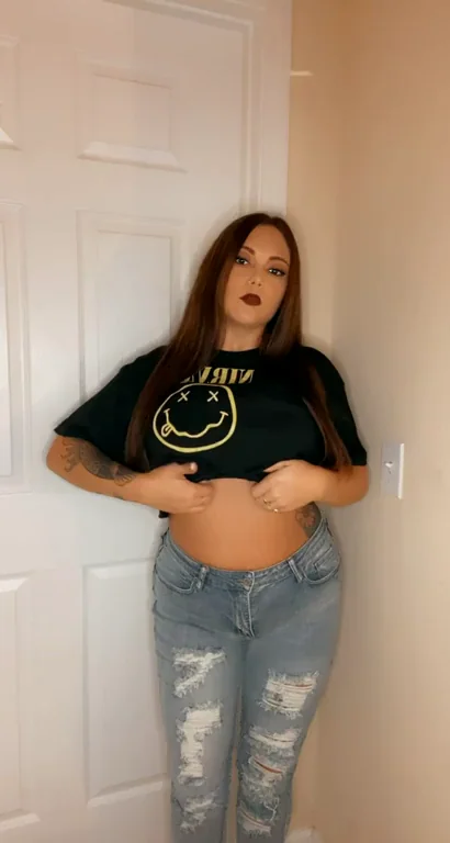 Anybody to guess my correct bra size gets a personalized video ?