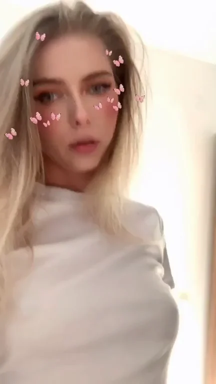 It’s cool at home, but it’s hot inside me ???