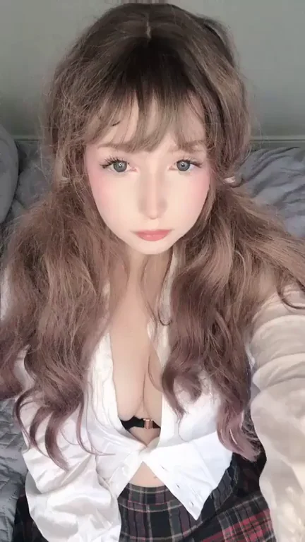 Let me be your little cum slut