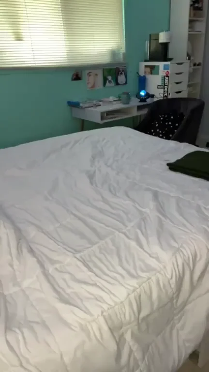 Straight Home & Drop Trousers for Cock Stroke 😈🍆💦