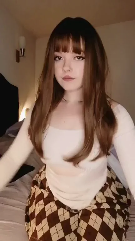 Would you fuck a naughty 19 years old girl like me?