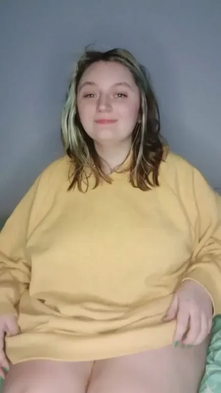 BBW Gamer Girl's Epic Titty Drop from Oversized Hoodie Tease