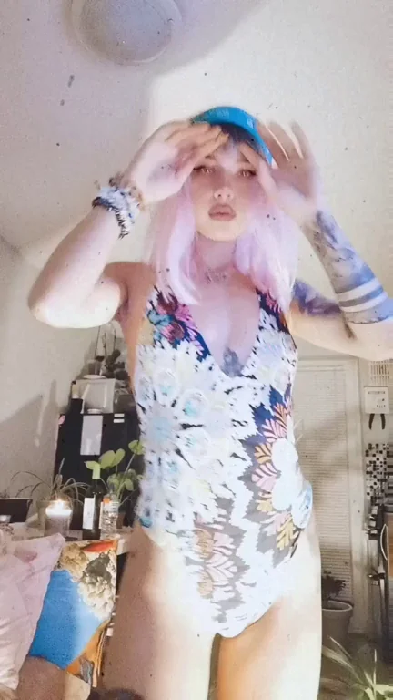I was insecure about my body my whole life until I realised that people on Reddit appreciate it… thank you ??