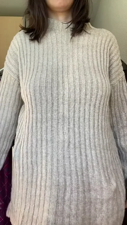 😲 Oversized Titties Pop Out Surprise! 🍈🍈
