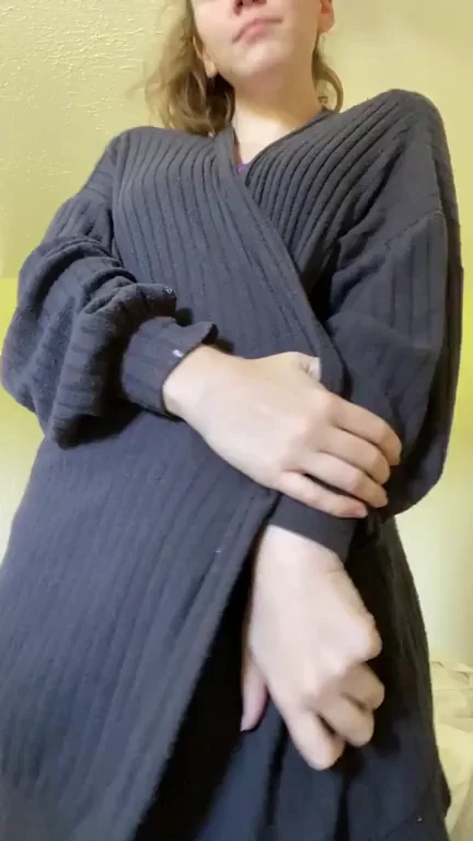 Bra-less Titty Drop Bliss 😍💦 (OC)