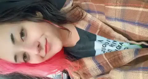 Can I get some love for a nympho who likes to play with her pussy on lunch breaks?