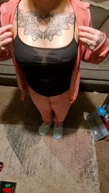 Flaunting My Fresh Nipple Bars 😈🔥
