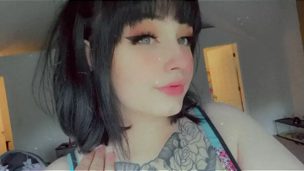 Fuck My Throat Please? 😩💦 Ahegao Slut Begs for Deepthroat Destruction