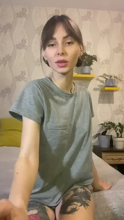 Say Hi If These Perky Tits & Juicy Ass Are Your Type 😘🍑