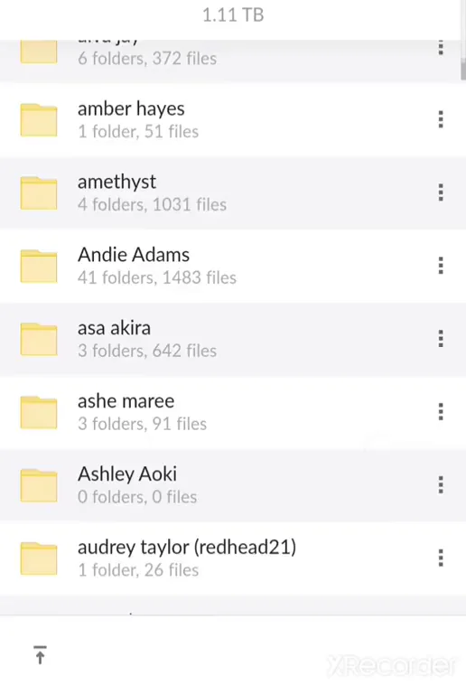 Check Comment For Free 1TB Of Hotties Collection??