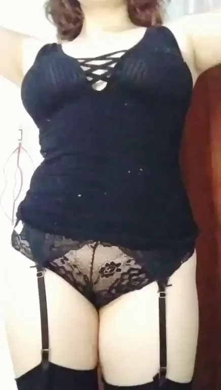 [F21] do u want to suck my pierced nipples?