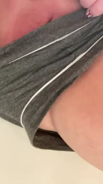 Ever Jerked & Exploded to My Tight Innie Pussy? 😈💦