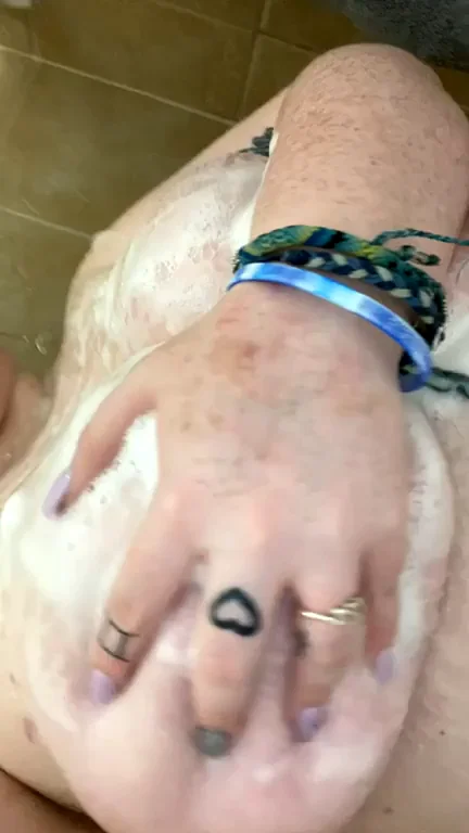 Petite 5ft Texas Slut Begs for Shower Rail on Her Stacked Tits