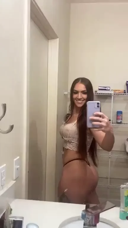 May my stomach get flatter and my booty get fatter, amen (f28)