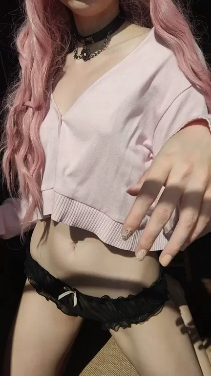 Do you like pocket-sized girls? ?