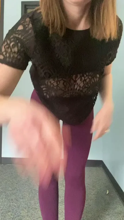 Let’s make this week the best week ever with a titty drop this morning! [F]
