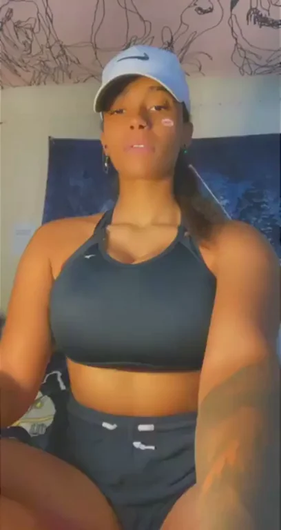Possibly the best tits Ive ever seen on reddit ( her Free album In Comments )
