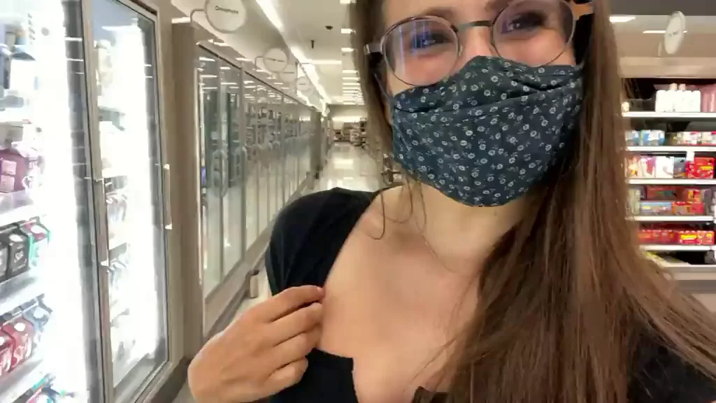 Store Slut Flaunts Her Juicy Cleavage in the Aisle