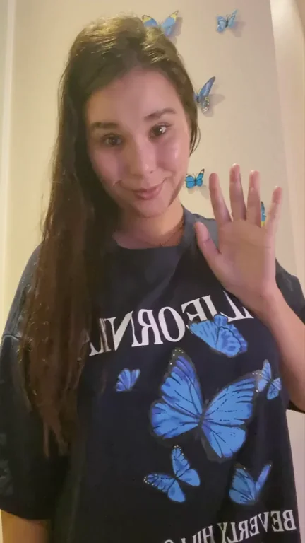 😲 Asian Cam Babe's Massive Natural Titties Surprise! 🍈🍈