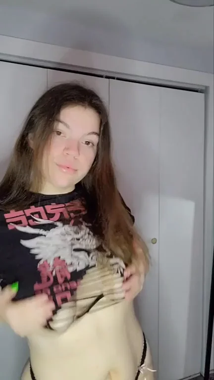 Curvy Tease Begs: 'Sit on Your Face, Daddy?' Massive Cleavage Lift & Flash