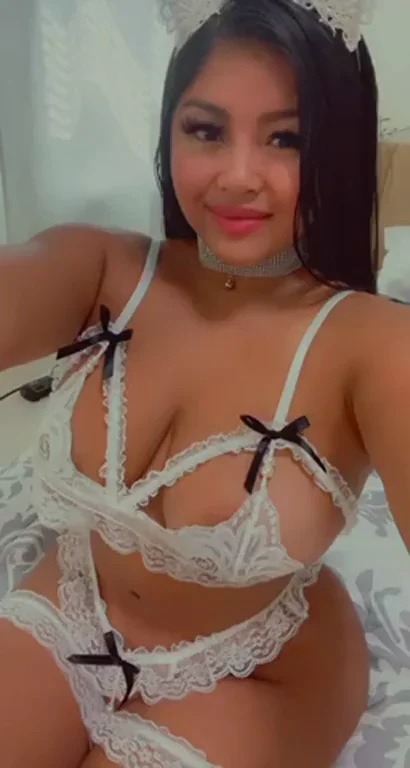 My mom bod juicy enough for your liking? (F34)