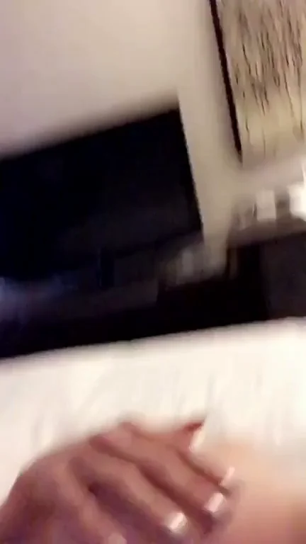 Horny Mom Kendra Lust Sends Nasty Snaps to Son 🍆💦 (18+)