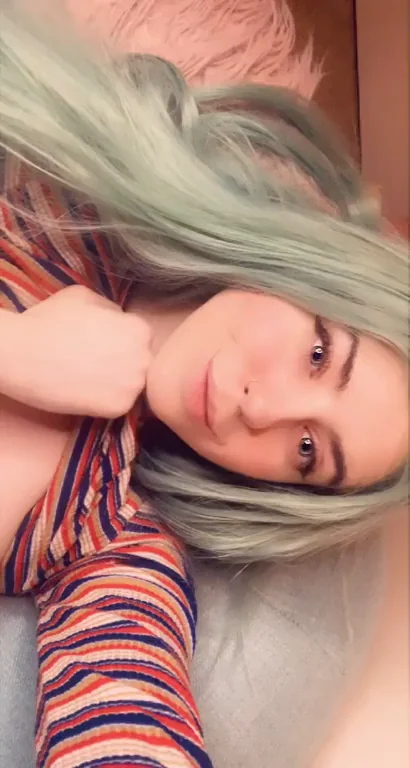 Showing you all my whole body
