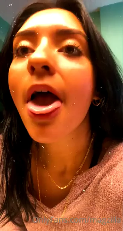 Drip Drop Ahegao Tongue Tease 💦👅