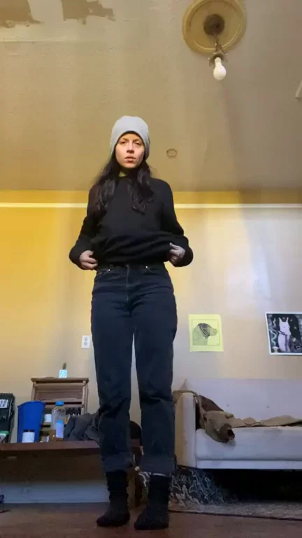 Tiny Tits Big Booty Slut Tease 💦🍑