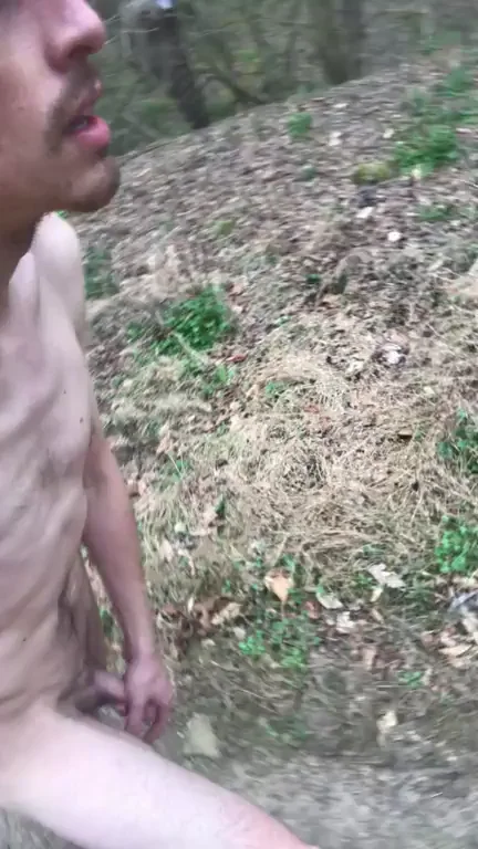 27yo Stud's 🍆 Flash in the Wild 🌳💦