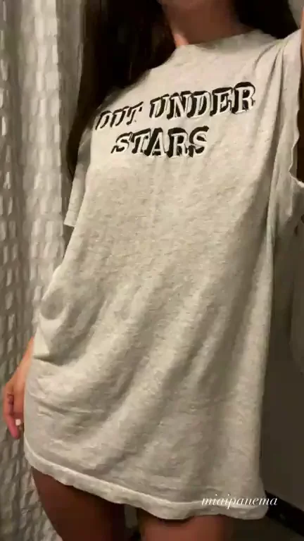 Petite Slut in Oversized Tee Hides Massive Tits & Juicy Ass 🍑👚